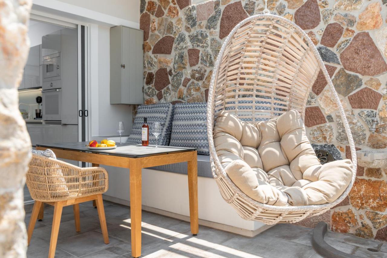 Orama Suites Milos Адамас Экстерьер фото