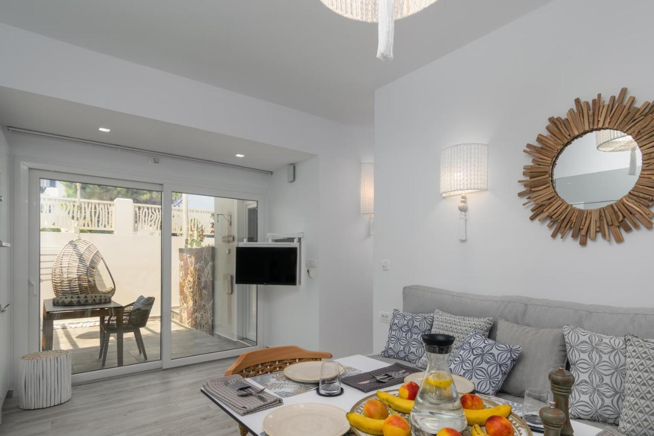 Orama Suites Milos Адамас Экстерьер фото