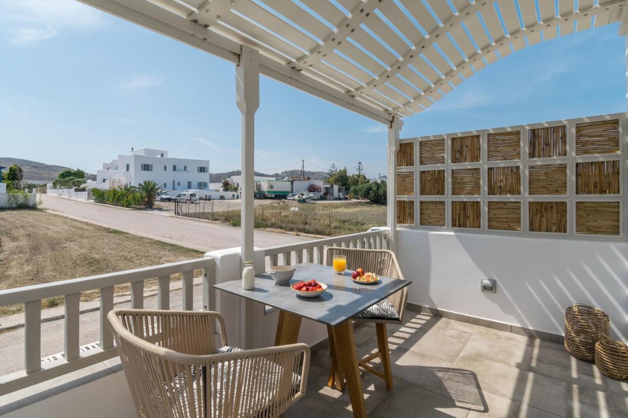 Orama Suites Milos Адамас Экстерьер фото