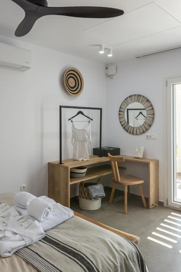 Orama Suites Milos Адамас Экстерьер фото