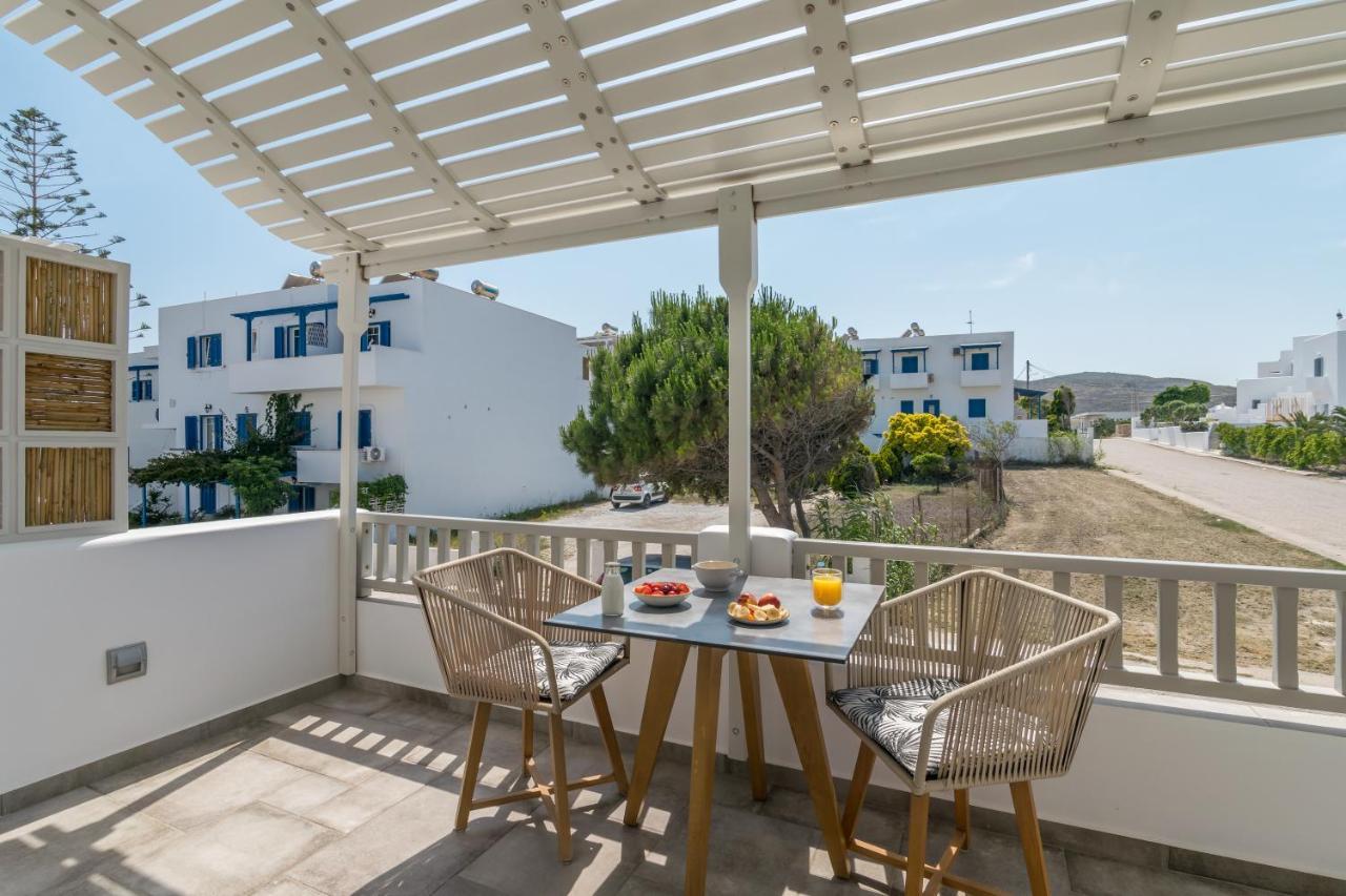 Orama Suites Milos Адамас Экстерьер фото